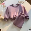 Traje Kaka Panda para Meninos Primavera e Outono 2026 Novo Estilo Conjunto de Duas Peças Top e Calça para Meninas Outono Tendência
