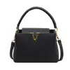 Bolso de Hombro Transfronterizo Nueva Tendencia Otoño e Invierno Bolso de Mano Simple en Forma de V Bolso de Mujer de Moda Versátil Bolso Cruzado para Viajes Diarios Mujer