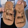 Chinelos Birkenstock Retrô Franceses com Solado Grosso para Mulheres Verão 2025 Novos Sandálias de Praia Versáteis com Solado Plano para Uso Externo