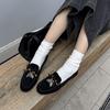 Mocassins Retro Britânicos de Luxo Bordados com Lantejoulas e Laço 2025 Salto Baixo Bico Redondo Couro Genuíno Boca Profunda para Mulheres