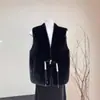 Nuevo Chaleco de Terciopelo de Visón Dorado Estilo Chino con Escote en V y Borlas Invierno 2025 Nuevo Estilo Nacional Chaleco Suave y Cómodo Chaleco Estilo Occidental 1