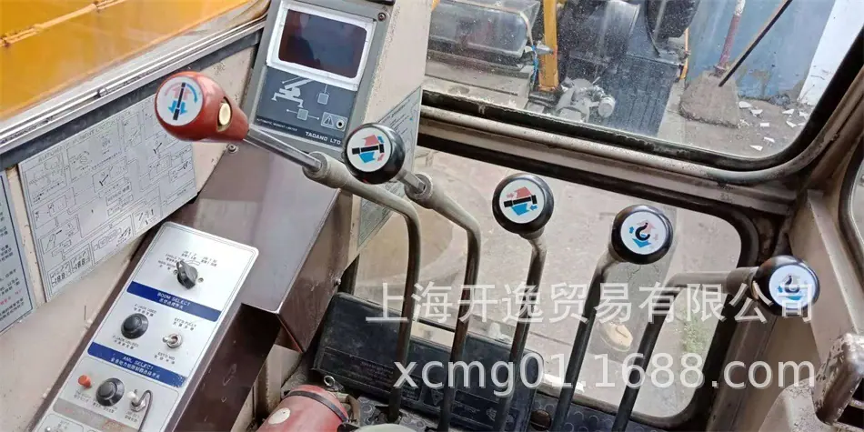 25t crane (7)