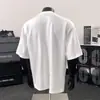 2025 Nueva Camiseta de Alto Gama con Pliegues de Peso Pesado para Hombre, Estilo Americano de Verano, Hombro Derecho, Escote Pequeño, Manga Corta