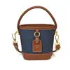 Bolso Cubo Cuadros Retro Nuevo 2026 para Niñas, Elegante Bolso de Hombro Cruzado, Bolso de Viaje Multiusos para Mujeres