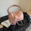 Bolso Boston popular de este año 2024 nuevo bolso bandolera para mujer diseño nicho versátil bolso almohada portátil