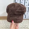 Nova Boina de Camurça de Oito Painéis Outono Inverno Feminina Retrô Versátil Temperamento Fashionable Emagrecedora Chapéu de Jornaleiro Pintor Tendência