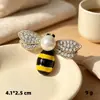 Broche Anti-correr Abelha Alfinete de Segurança Anti-gotejamento de Óleo para Roupas Pino com Fivela de Pérola de Alta Qualidade Acessórios para Roupas Artefato para Apertar a Cintura