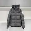 2026 Canada Goose 17 Modelos Chaqueta de plumón de Invierno para Hombre y Mujer 2025 Nuevo Abrigo Grueso de Longitud Media Resistente al Frío de Gama Alta