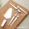 Espátula para pastel, cuchillo para pastel, tenedor y cuchara nuevos de acero inoxidable. Cuchillo, tenedor y cuchara para pastel de cumpleaños. El cuchillo, tenedor y cuchara de postre se pueden imprimir con logo