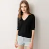 Camiseta feminina de manga curta de verão suéter feminino suéter gola V manga meia manga camisa base solta T-shirt solta emagrecedora