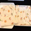 Pijama Infantil de Estampado Integral Floral y Estrellas, Conjunto de Manga Larga y Pantalón Largo para Primavera y Otoño, Ropa de Casa para Dormitorio de Estudiantes