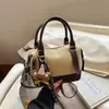 Nova Bolsa de Mão Estilo Almofada Outono e Inverno, Bolsa de Mão Patchwork Fosca de Grande Capacidade, Bolsa de Ombro Único Transversal Estilo Retro para o Dia a Dia