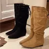 ¡Hace que las piernas se vean súper largas! Botas altas de plataforma con cuña y tacón grueso de encaje retro para otoño, punta fina, caña ancha, tacón alto, hasta la rodilla para mujer