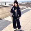 Conjunto Infantil 2026 Outono Novo Estiloso Único Super Bonito Roupa Esportiva Conjunto de Duas Peças Infantil Primavera e Outono