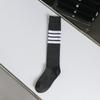 Calcetines de barra de cuatro vías grises calcetines de primavera y otoño calcetines de longitud media para mujer calcetines largos estilo japonés famosos en internet calcetines deportivos jk calcetines de moda ins