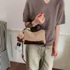 Bolso nuevo versátil de leopardo de nicho para mujer, gran capacidad, de un solo hombro, para el día a día, bolso cruzado de gamuza de moda, bolso de mano