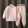 Traje cálido de otoño e invierno para niños y niñas, algodón, tres capas, acolchado, ropa interior, pijamas de bebé, ropa para el hogar