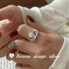 Recomendado por Blogger Ins Coreano ~ Anillo de Plata de Ley S925 Versión Ancha Brillante Asimétrico con Letra Inglesa Anillo Apilable