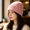 Gorro de punto bordado con letras retro marrón para mujer, otoño e invierno, circunferencia de cabeza grande, gorro que adelgaza la cara, gorro de lana para pareja