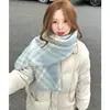 Bufanda de Cuadros Versátil Retro para Mujer Cálida de Invierno Borde de Doble Cara Bufanda Engrosada de Alta Gama para Hombre Fabricante Venta al por Mayor