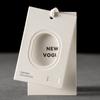 Tarjeta Blanca Rota Engrosada Etiqueta de Ropa Personalizada Etiqueta de Ropa de Celebridad de Internet Impresión de Etiqueta Elegante Ropa de Hombre Precio Especial Personalización