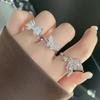 Anillo de apertura de media mariposa con dedo índice, ligero, de lujo y moderno, con diamantes personalizados y destellos, estilo frío, exquisito y elegante.