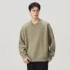 Sudadera minimalista estilo americano con cuello redondo 2026 para hombre otoño e invierno nueva holgada casual versátil color liso manga larga top estilo moderno