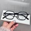 TR90 anti-luz azul rojo neto cara pequeña marco de gafas liso rojo libro con marrón Joker mayoreo