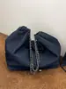 Bolso de mezclilla de gran capacidad para mujer, ligero, nuevo modelo verano 2024, bolso de hombro para estudiante universitario, bolso tote con cadena