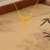 Colar com Pingente de Flor de Ameixa para Mulheres, Novo Estilo Chinês com Design de Flor, Nicho de Luxo Leve e Temperamento, Corrente Simples Versátil de Alta Qualidade para Clavícula