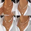 Cadena de Clavícula Imitación Perla Retro Versátil de Gama Alta Personalizable Estilo Lujo Accesible Patrón Geométrico Colgante de Disco Collar para Apilar