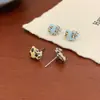 Nuevos Pendientes de Gato con Lazo y Estampado de Leopardo para Otoño e Invierno para Mujer Aguja de Plata Exquisitos Dulces Pequeños Frescos Corazón de Niña Pendientes de Dibujos Animados
