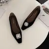 Nuevos Zapatos Planos Elegantes de Satén con Pedrería de Punta Cuadrada Poco Profundos para Primavera/Verano 2026 Mocasines Casuales Versátiles para el Uso Diario de Mujer