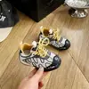 Zapatos casuales para exteriores para niños, zapatos para caminar de suela blanda para primavera/otoño, zapatillas deportivas para niñas pequeñas, de punta cerrada, antideslizantes, de malla, estilo coreano