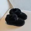 Invierno 2024 nuevas botas de nieve para niñas anti-piel boca de lana de cordero forradas de felpa gruesas zapatos de algodón para bebé venta al por mayor