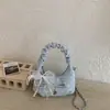 Bolsa Nuvem Ondulada com Bolinhas Estilo 2026 Macia e Leve para Mulheres, Estilo Coreano Nicho de Alto Valor Casual Simples para Ombro/Axila