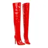 Botas femininas longas de bico fino em couro patente para outono e inverno, botas femininas de salto alto europeias e americanas com zíper lateral leve, botas Martin com salto agulha e lantejoulas
