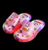 Moda de Celebridades de Internet Zapatillas Luminosas para Niños Zapatos de Cristal de Fresa Luces Brillantes Sandalias Brillantes para Niñas