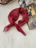 Pañuelo Pequeño Cuadrado Estilo Japonés Ligero Vintage Artístico Superpuesto Estilo Mori Floral Pañuelo de Seda para Viajero Pañuelo para la Cabeza Pañuelo de Algodón Lino Estilo Coreano