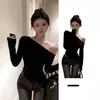Top de Manga Larga Ajustado Hombros Descubiertos Hilo de Seda Acanalado Puro Deseo Sexy Estilo Dulce y Picante Cangrejo Wubi para Mujer