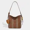 Bolso Tejido Puro Hecho a Mano de Moda Nueva de Verano, Bolso de Hombro o Axila de Nicho, Bolso Cubo de Gran Capacidad Cruzado de Gama Alta
