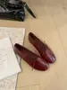 Zapatos de tacón bajo con lazo para mujer, verano 2026, nuevos zapatos negros para el trabajo, zapatos rojos para boda, zapatos de dama de honor, zapatos planos, mocasines