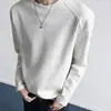 Camiseta longa masculina trendy estilo americano com retalhos, nova moda outono e inverno 2026, moletom casual solto de gola redonda sem capuz
