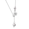 Cadena de Clavícula Deslizante Estilo Coreano Nueva 2022 Personalizada con Flor de Concha de Perla Natural Incrustada con Colgante de Perla de Circonita, Fresca y Elegante