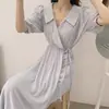 Nuevo Estilo de Verano Chic Coreano Diseño Francés Sentido del Temperamento Cuello en V Atado Cintura Ceñida Solapa Vestido Midi