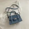 Bolso de Textura Retro de Nicho Transfronterizo para Mujer Otoño 2026 Nuevo Bolso Simple para el Trabajo Bolso de Hombro Cruzado de Moda