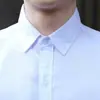 Camisa Blanca y Negra de Primavera para Hombre de Manga Larga Estilo Coreano Ajustada Juvenil Casual Camisa de Color Sólido Moderna y Guapa para Hombre