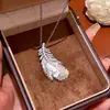 Elegante e refinado! Colar com pingente redondo curvo de zircônia, corrente de clavícula estilo fashion para o dia a dia, joia com sensação de luxo leve e alta qualidade
