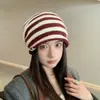 Gorro de Punto Otoño e Invierno, Gorro Frío, Gorro de Pelo Bicolor de Gama Alta, Gorro con Protección para Orejas Estilo Europeo y Americano para Mujer, Gorrito de Lana