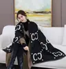 Bufanda de Lana Suave y Amigable con la Piel para Mujer, Nueva para Otoño/Invierno, Engrosada, a Cuadros, con Borlas, Atractiva, Versátil, Calentador de Cuello, para Viajes Diarios, Cálida